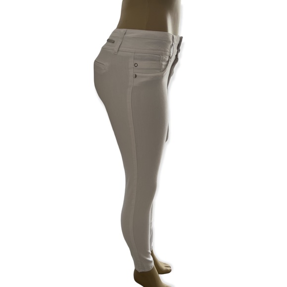 Studio F Colombian White Butt Lift Jeans - Size 4 - Picture 4 of 8
